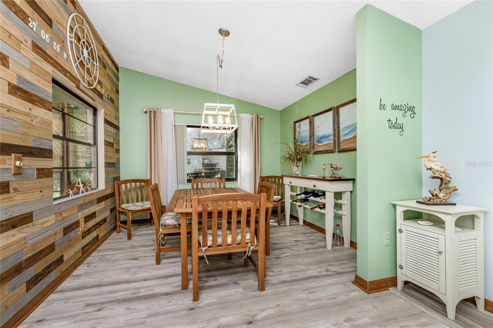 432 PENDLETON DR