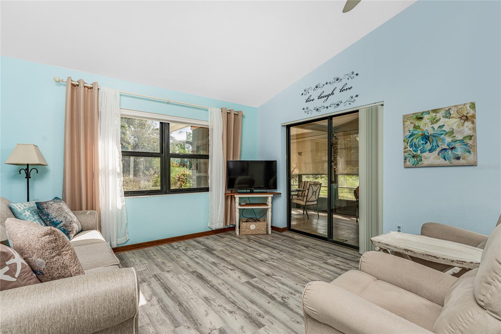 432 PENDLETON DR