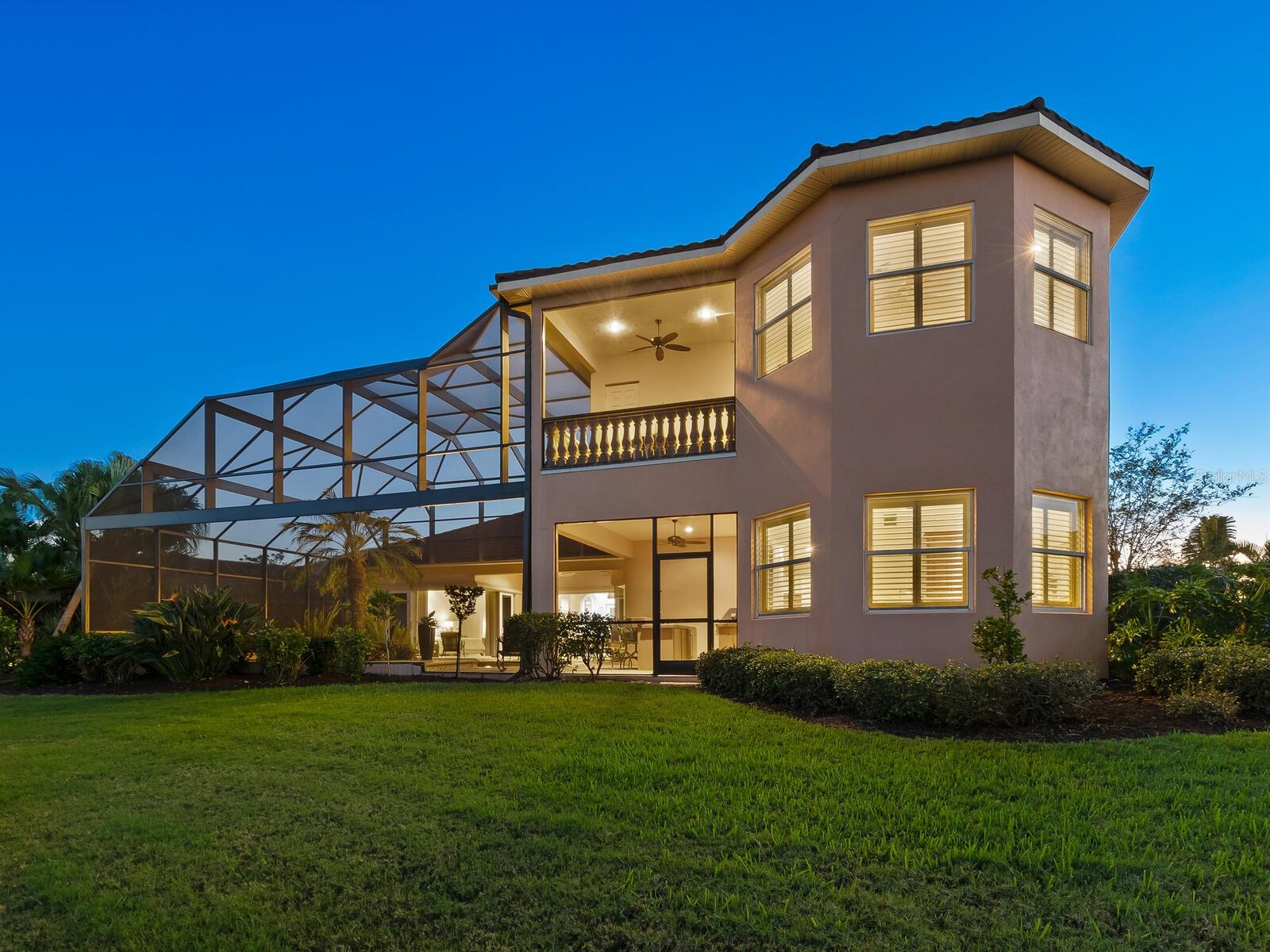 18 CARISA ROYALE CT