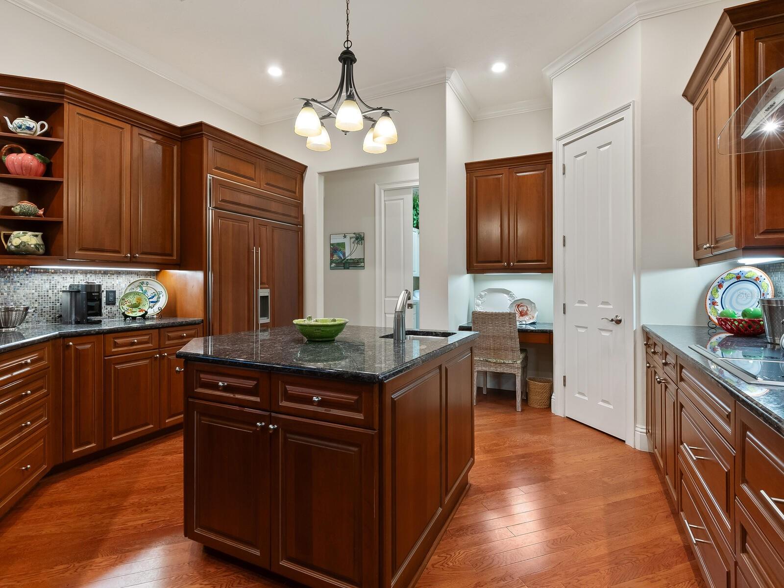 18 CARISA ROYALE CT