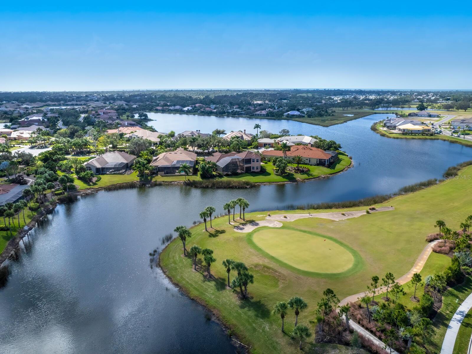 18 CARISA ROYALE CT