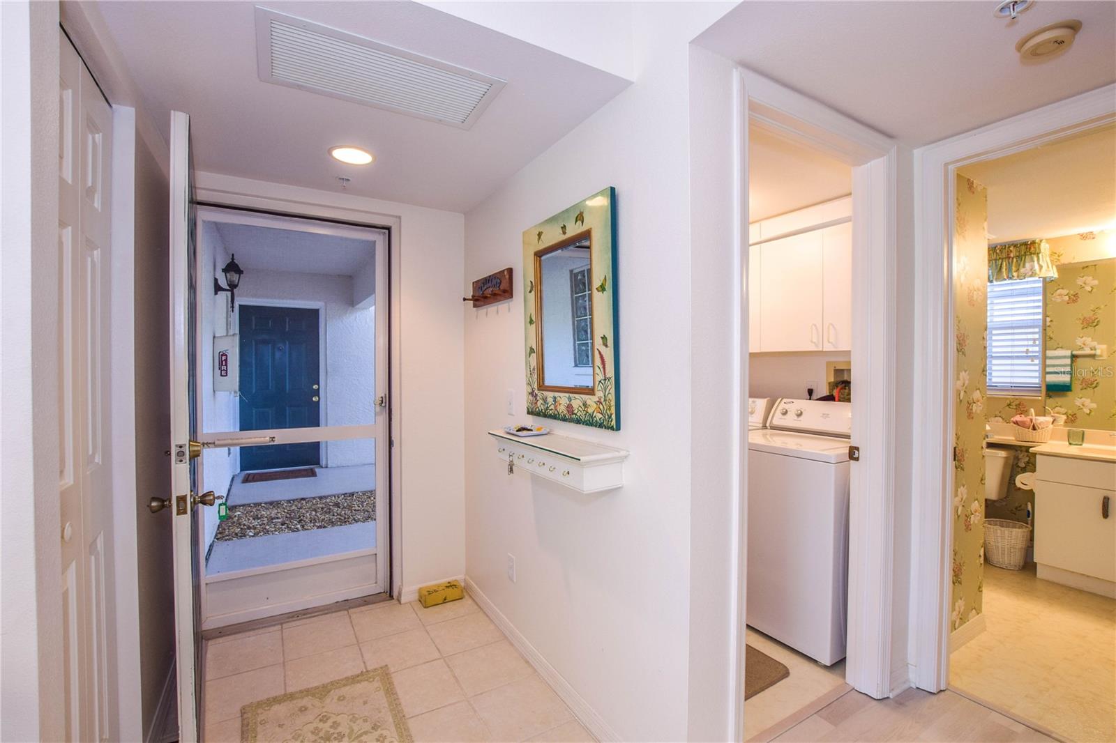 801 MONTROSE DR #102, #102