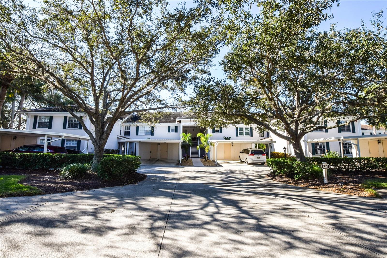 801 MONTROSE DR #102, #102