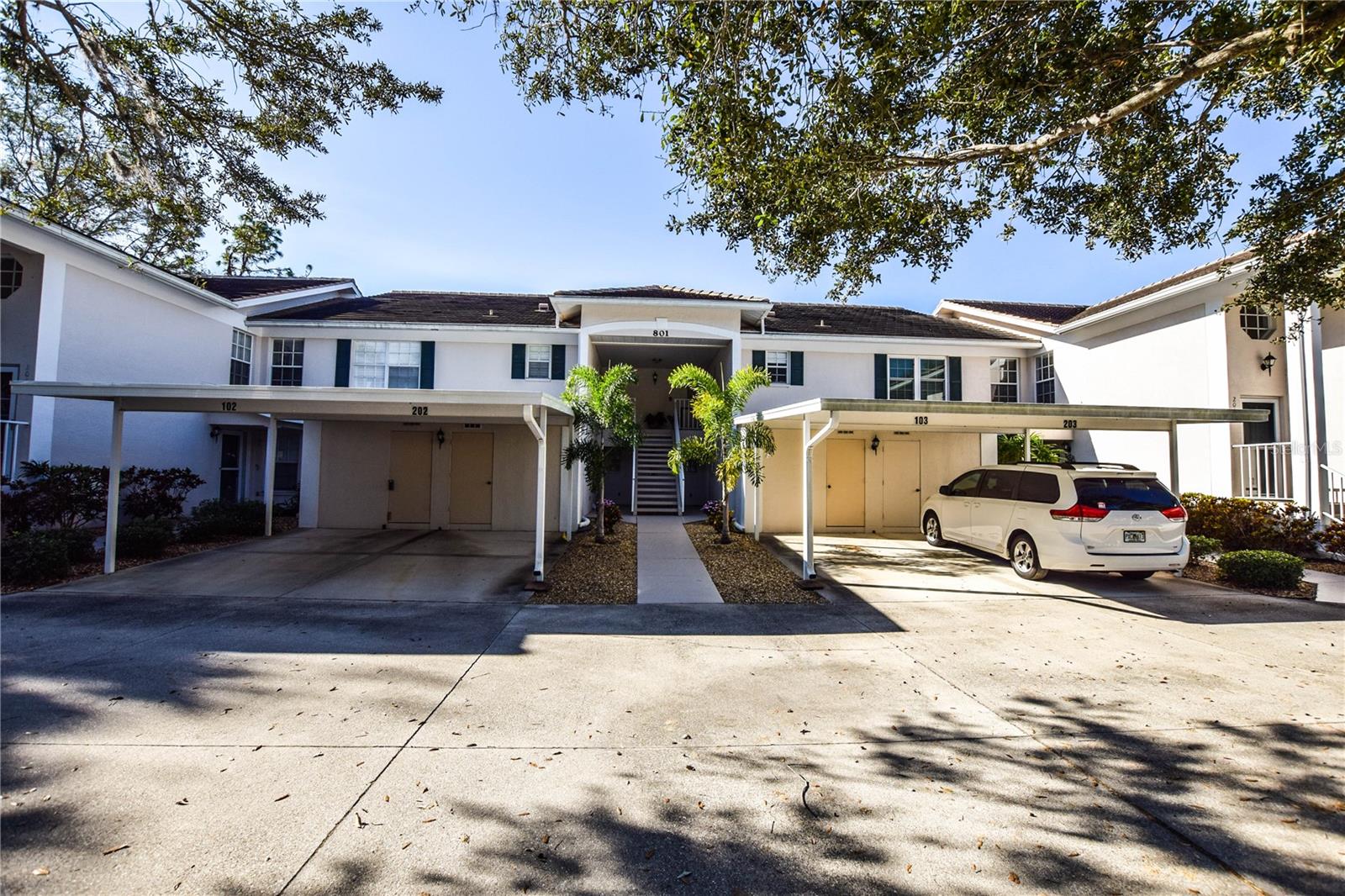 801 MONTROSE DR #102, #102