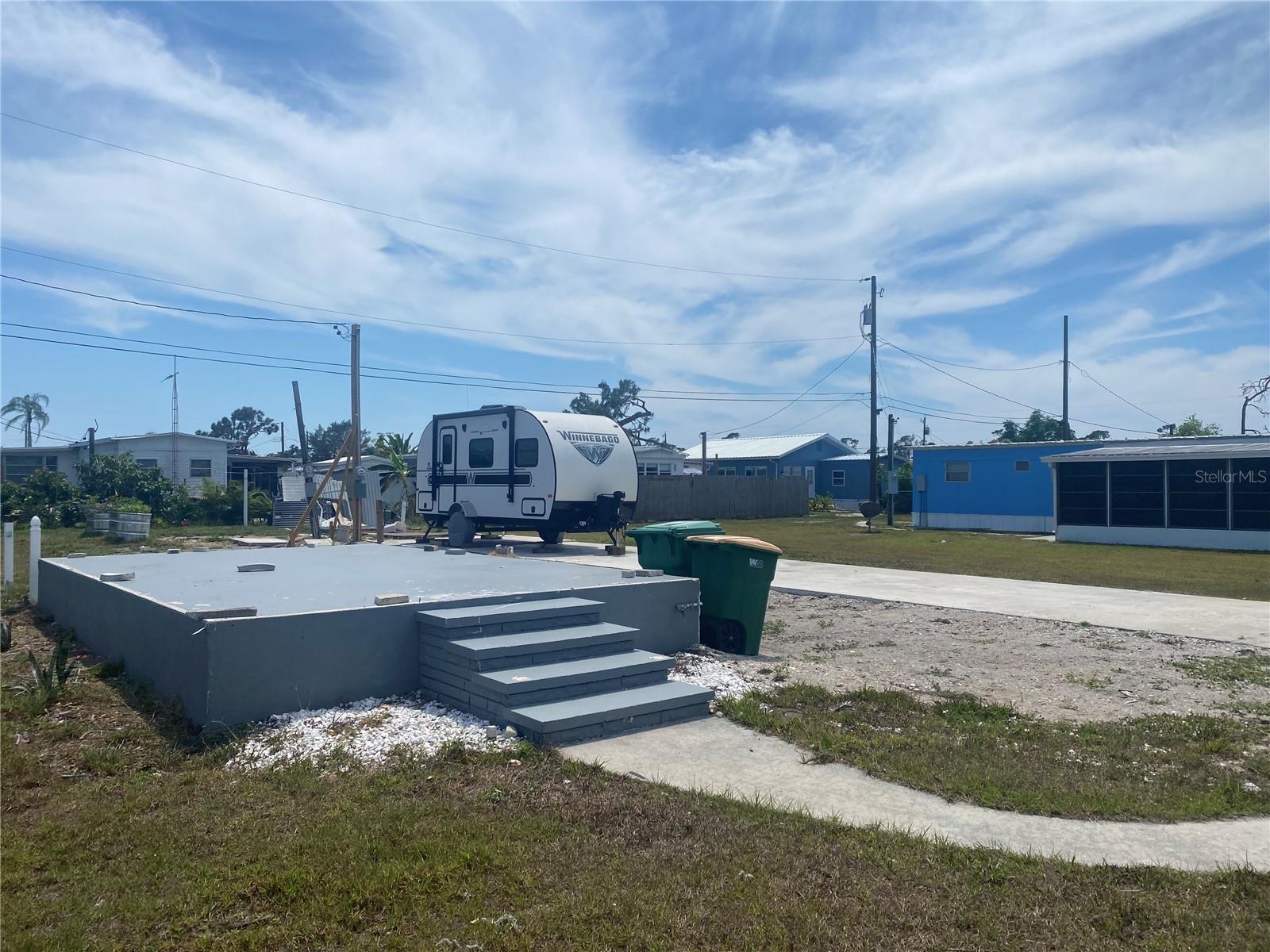308 CALLE LIANA