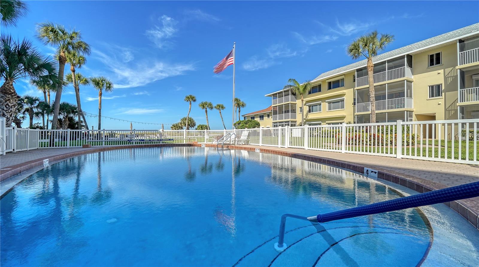 1200 TARPON CENTER DR #106, #106