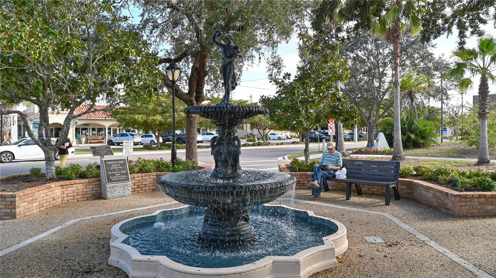 1200 TARPON CENTER DR #106, #106
