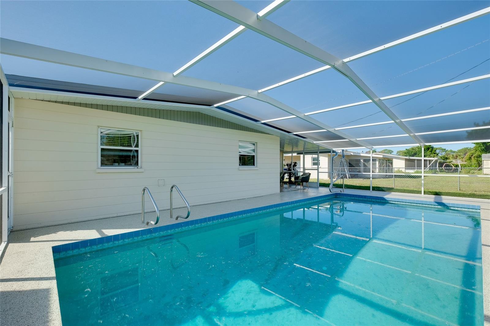 223 GLEN OAK RD