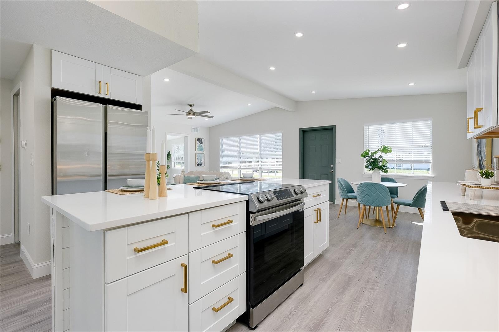 223 GLEN OAK RD