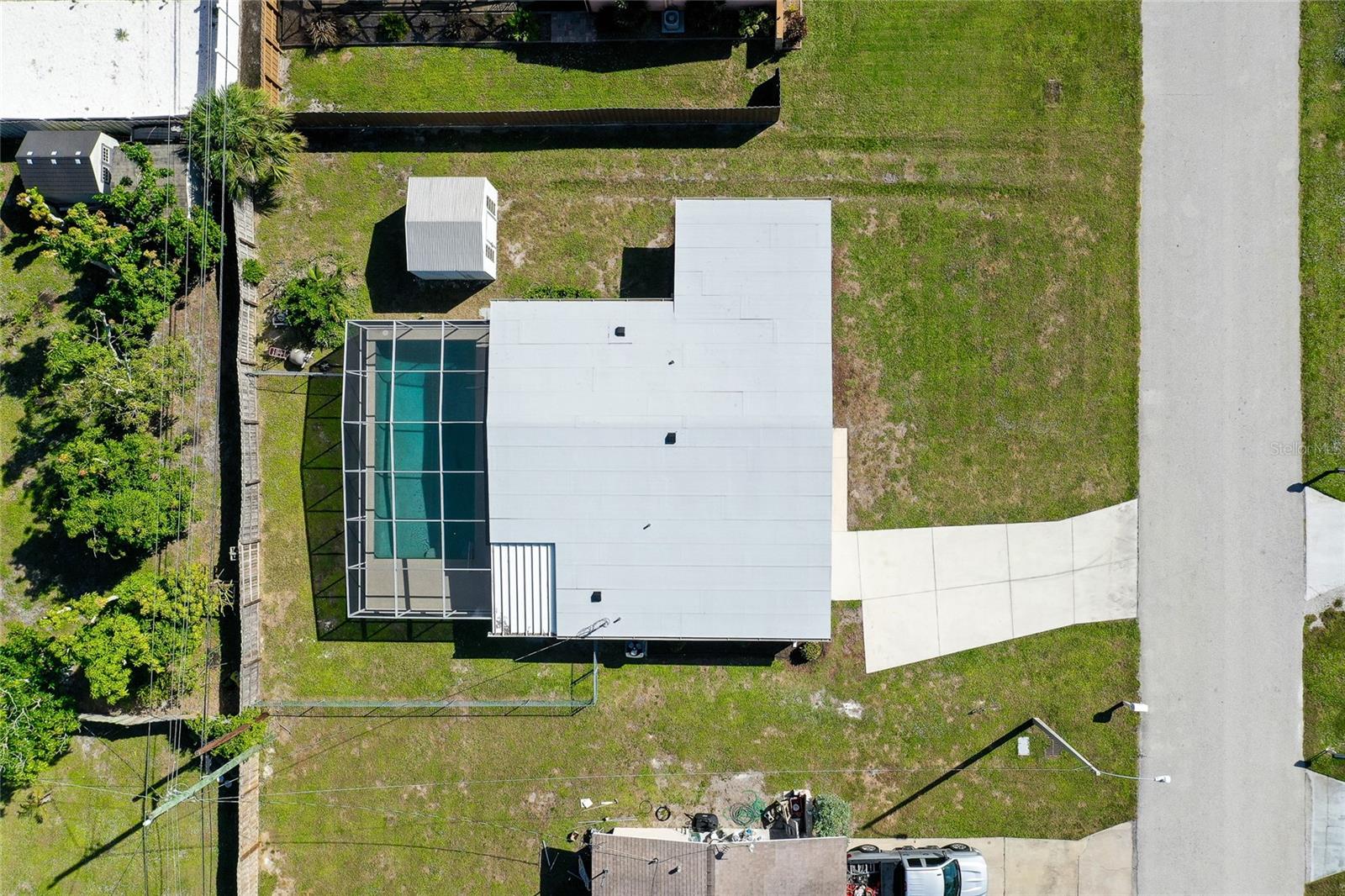 223 GLEN OAK RD
