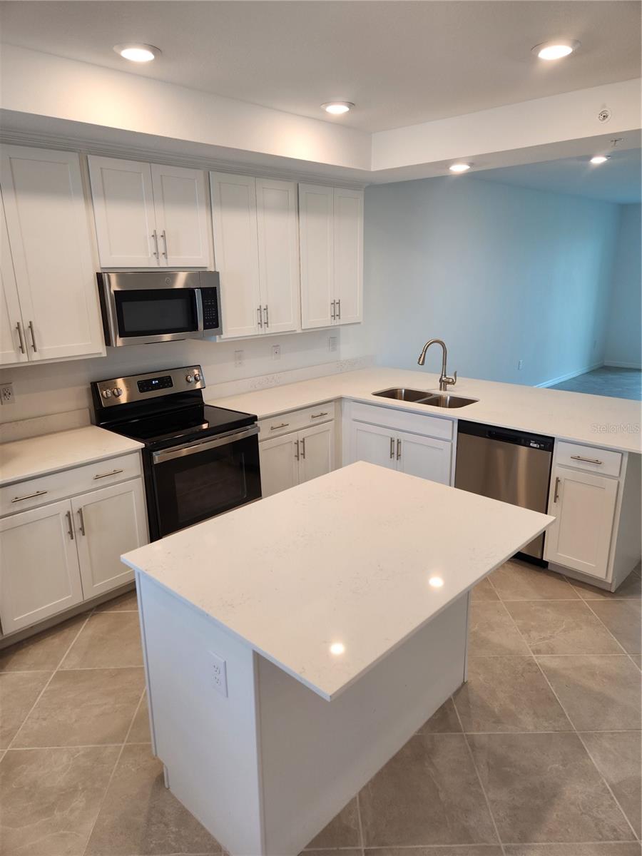 12140 WELLEN GOLF ST #104, #104