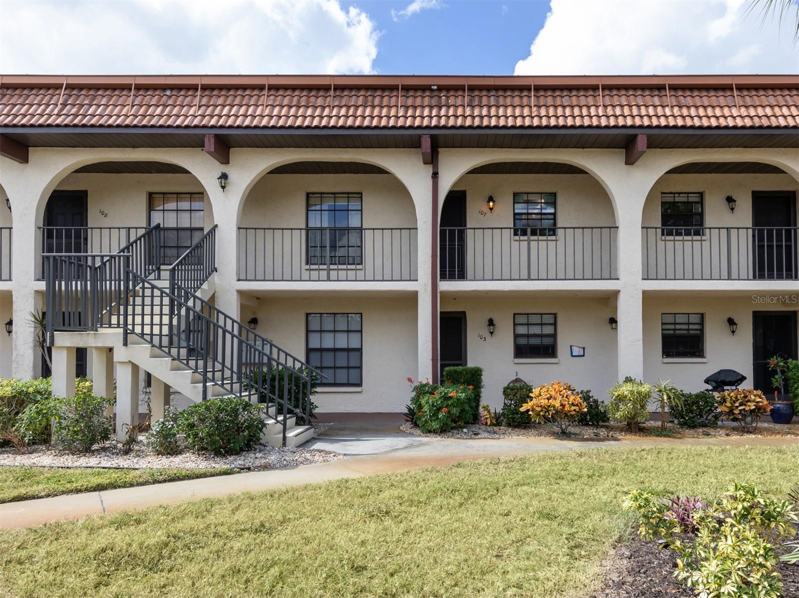 150 ENGLEWOOD ISLES PKWY #107, #107