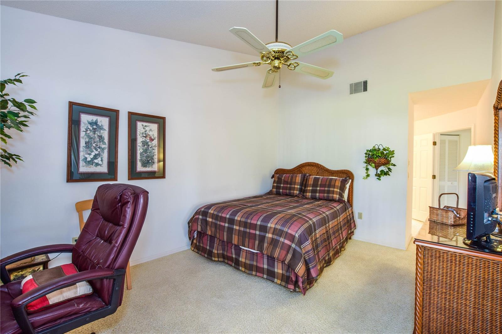 316 PEMBROKE LN #190, #190