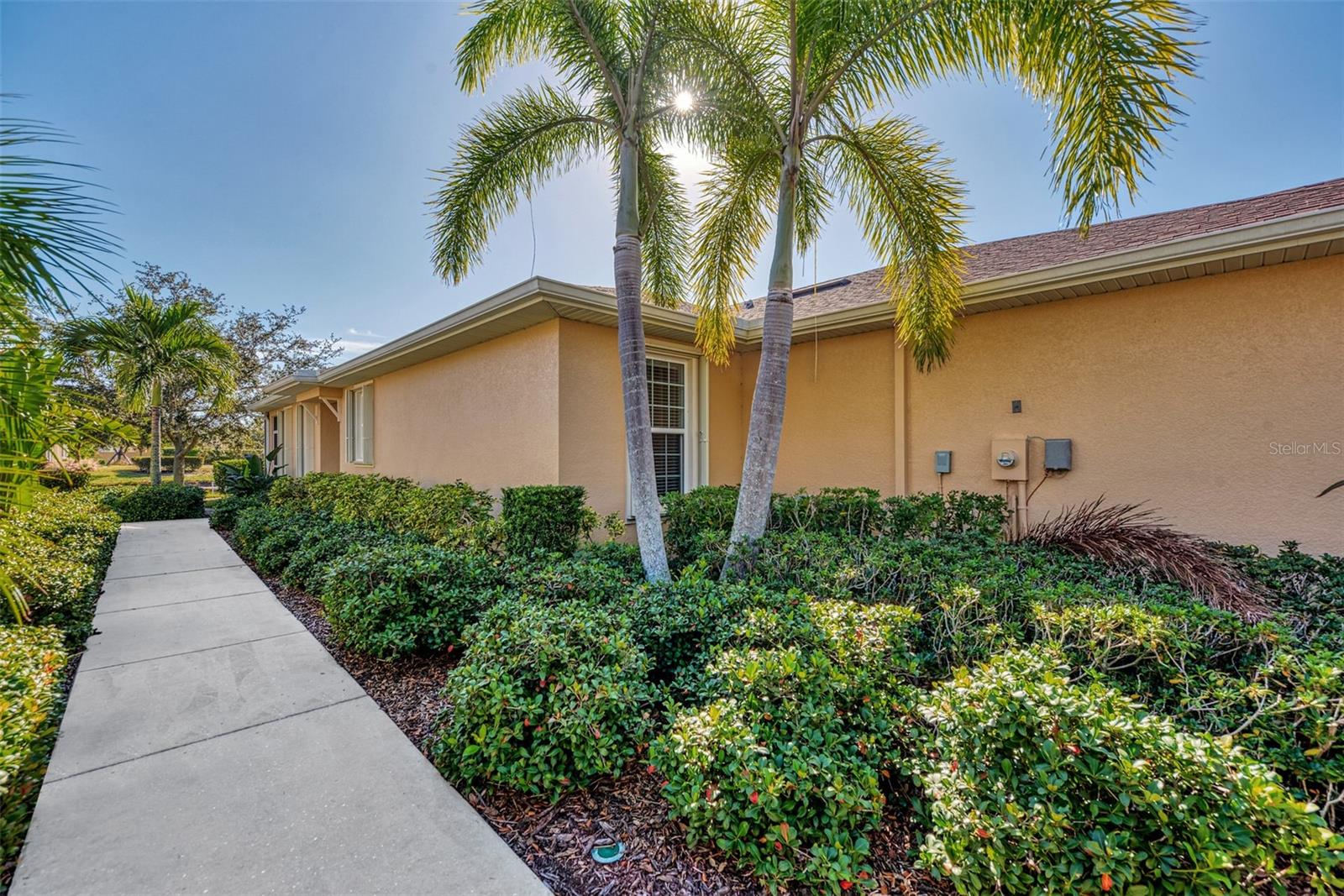 215 FONTANELLE CIR