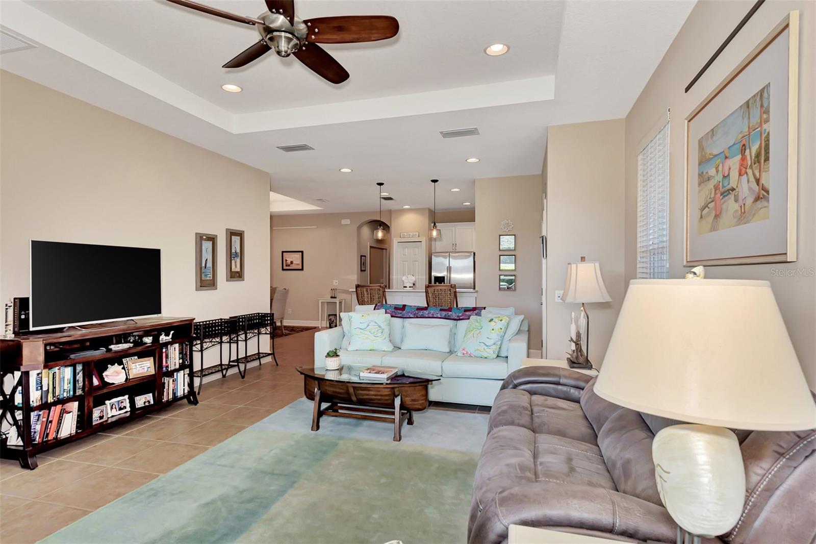 215 FONTANELLE CIR
