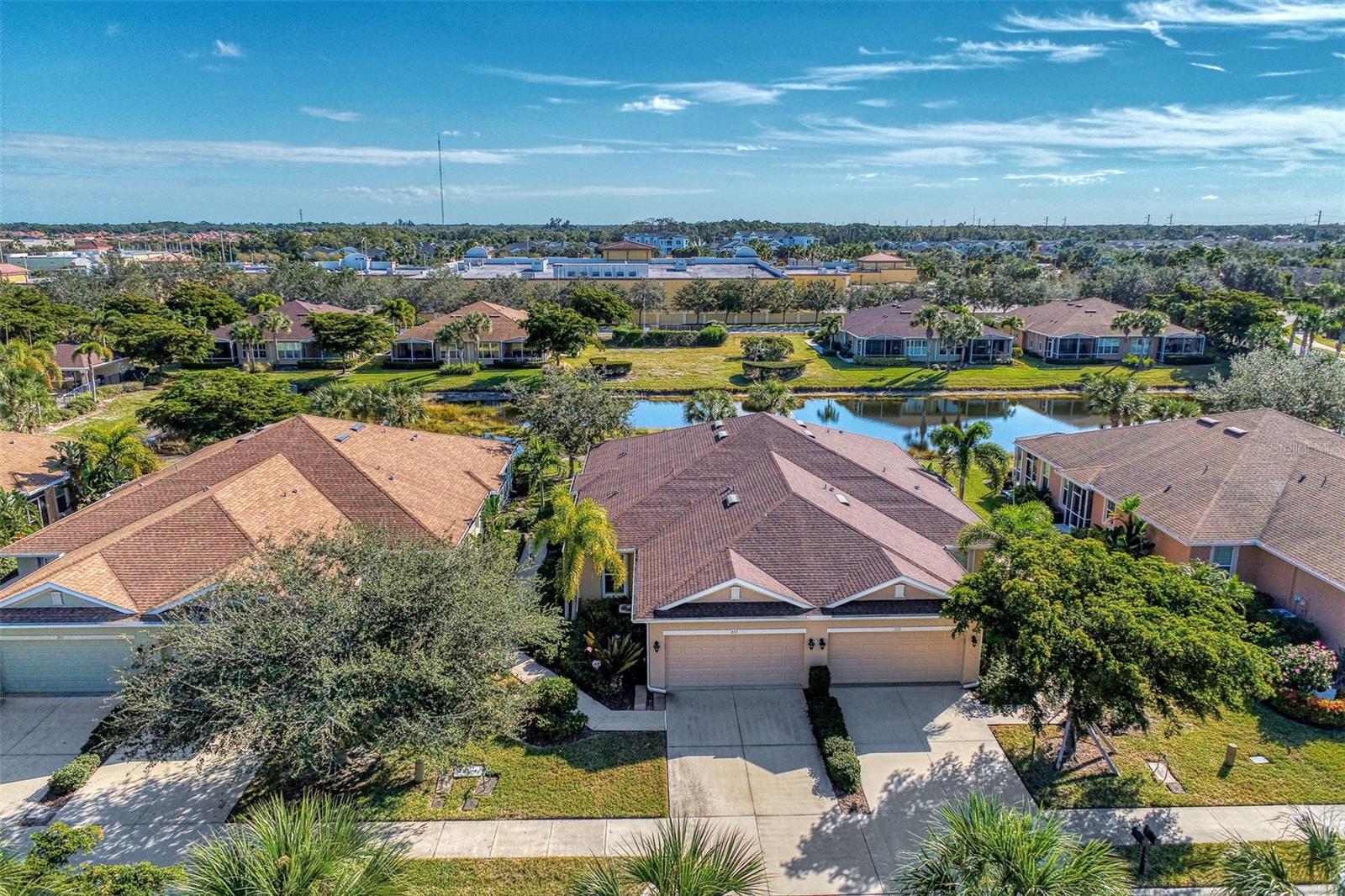 215 FONTANELLE CIR