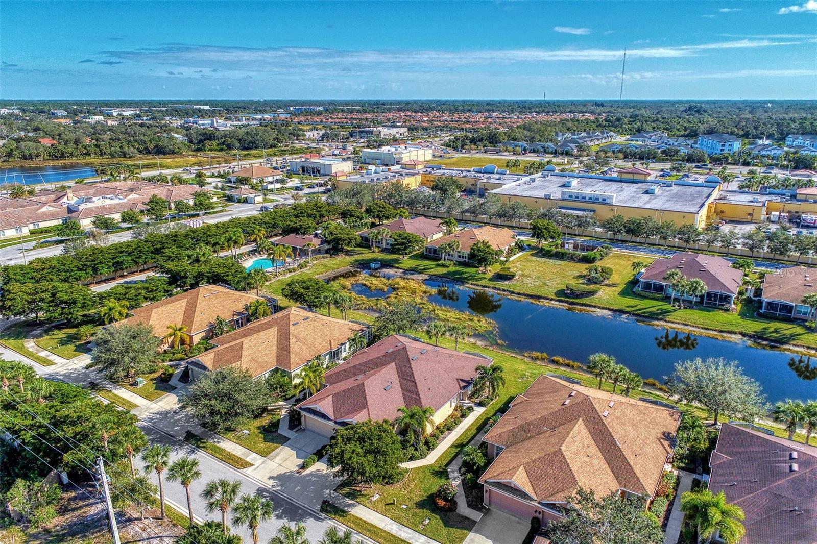 215 FONTANELLE CIR