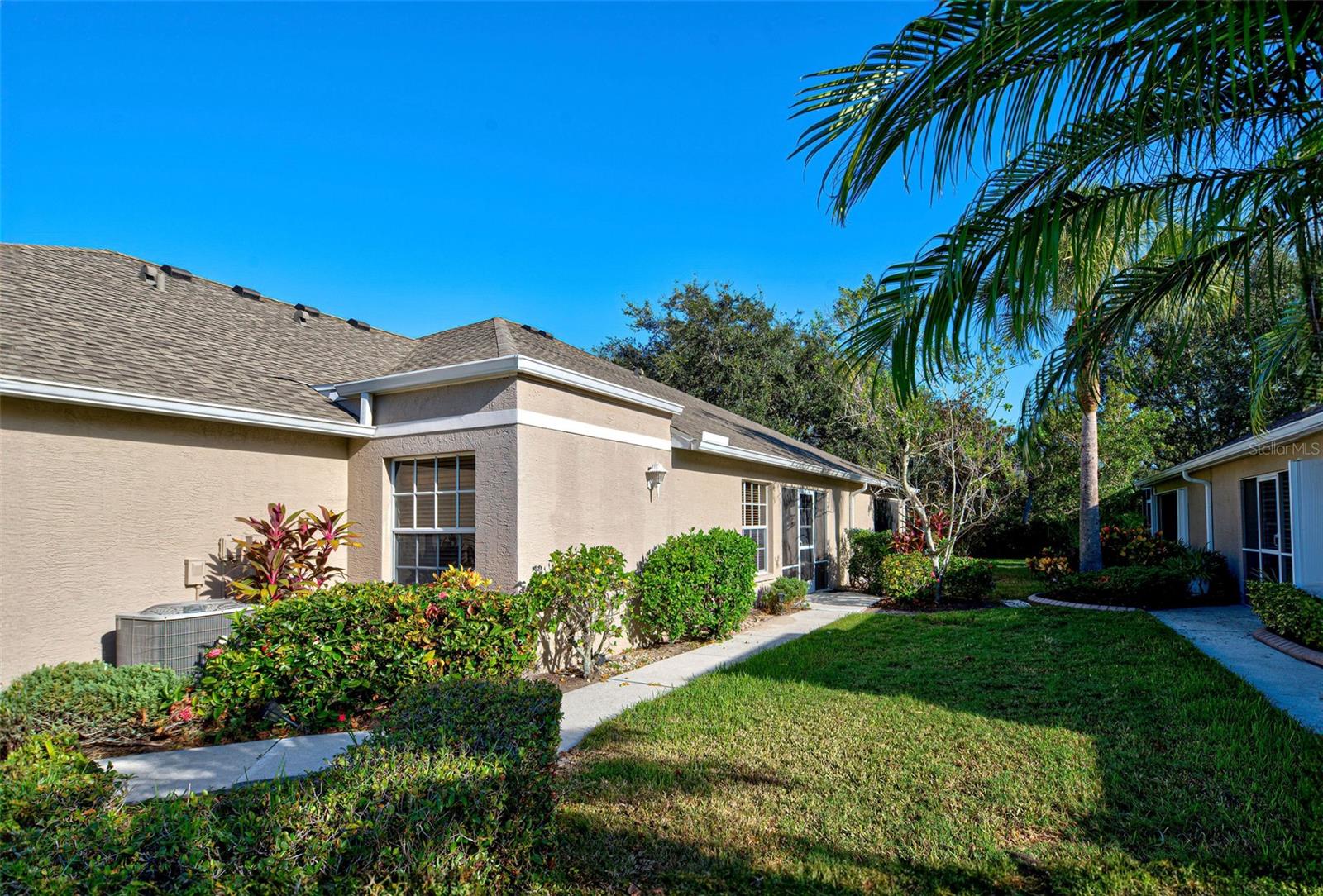 4072 FAIRWAY PL