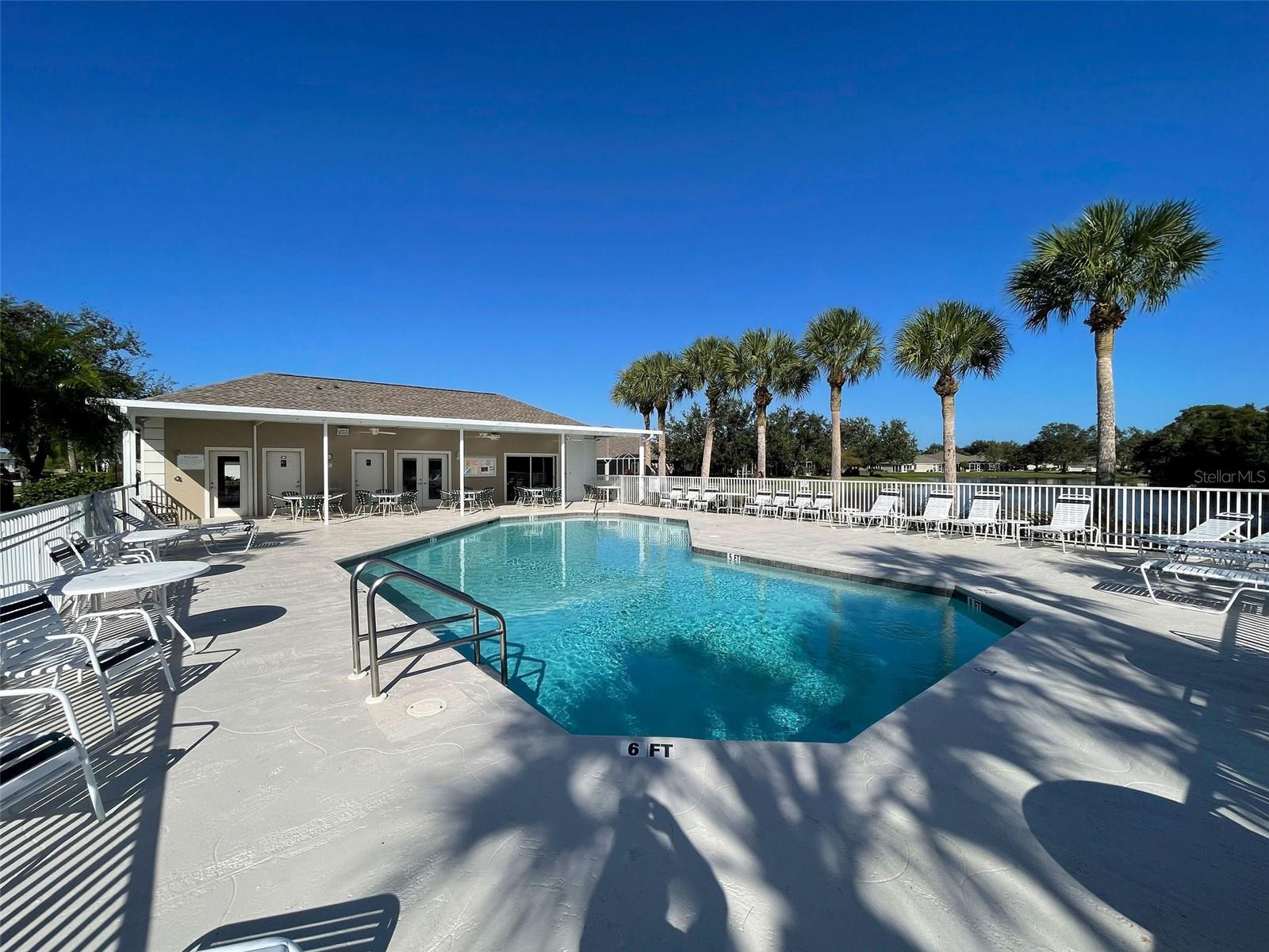 4072 FAIRWAY PL