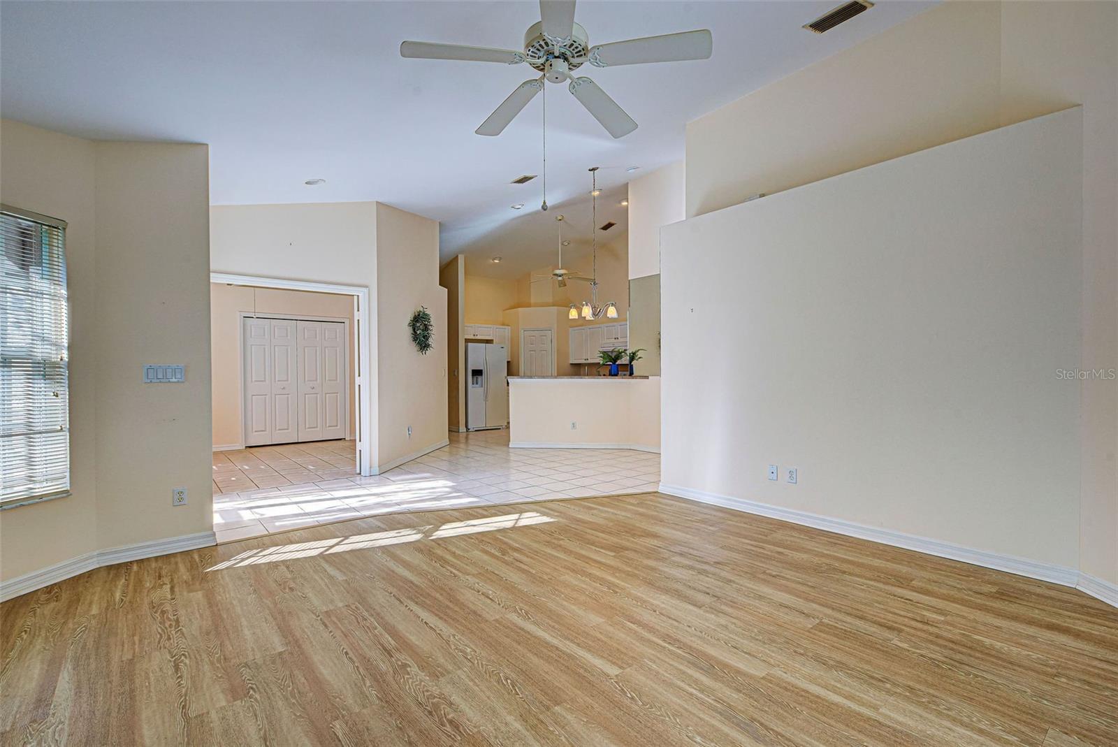 4072 FAIRWAY PL