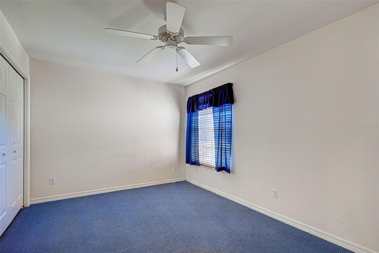 4072 FAIRWAY PL
