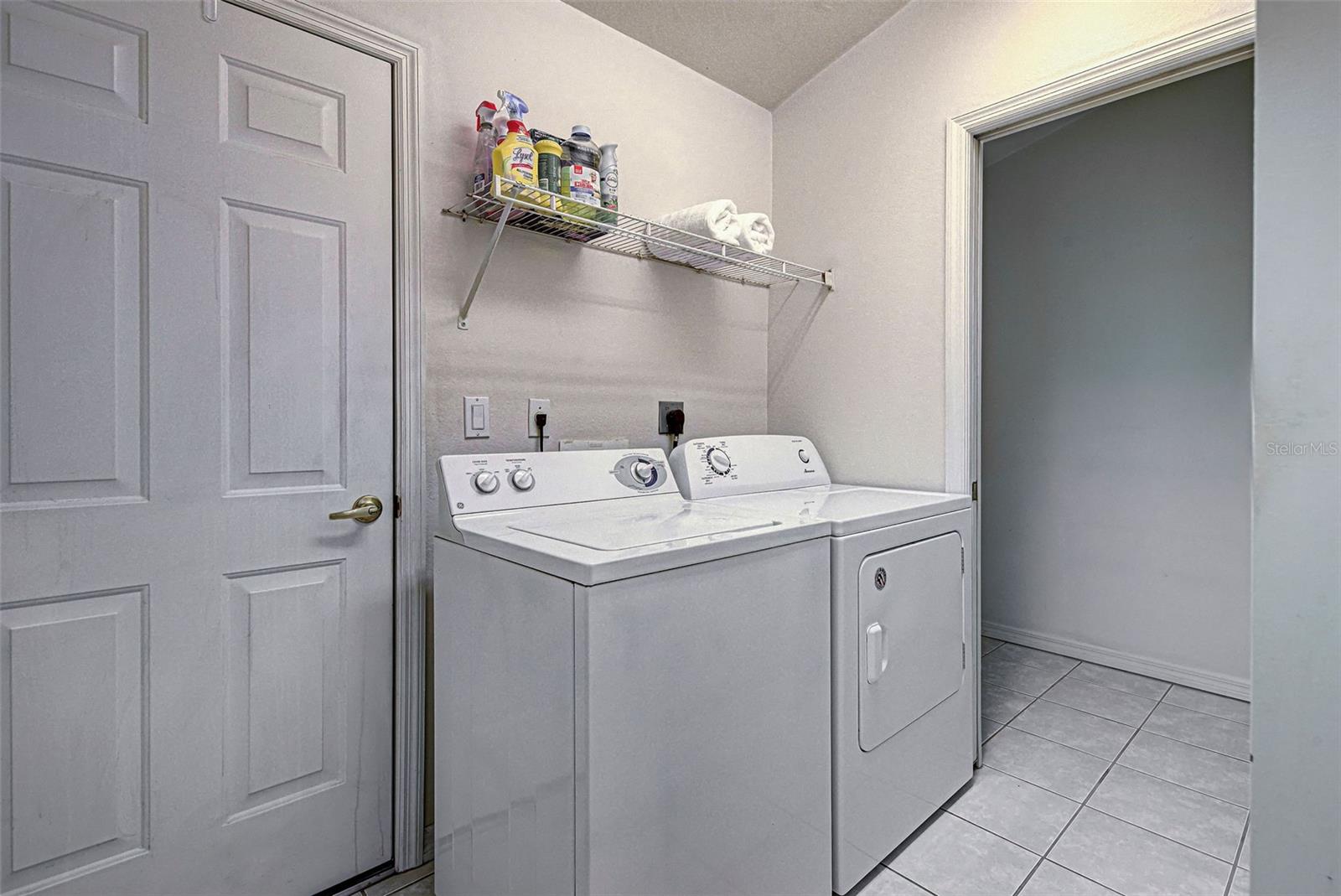 4072 FAIRWAY PL