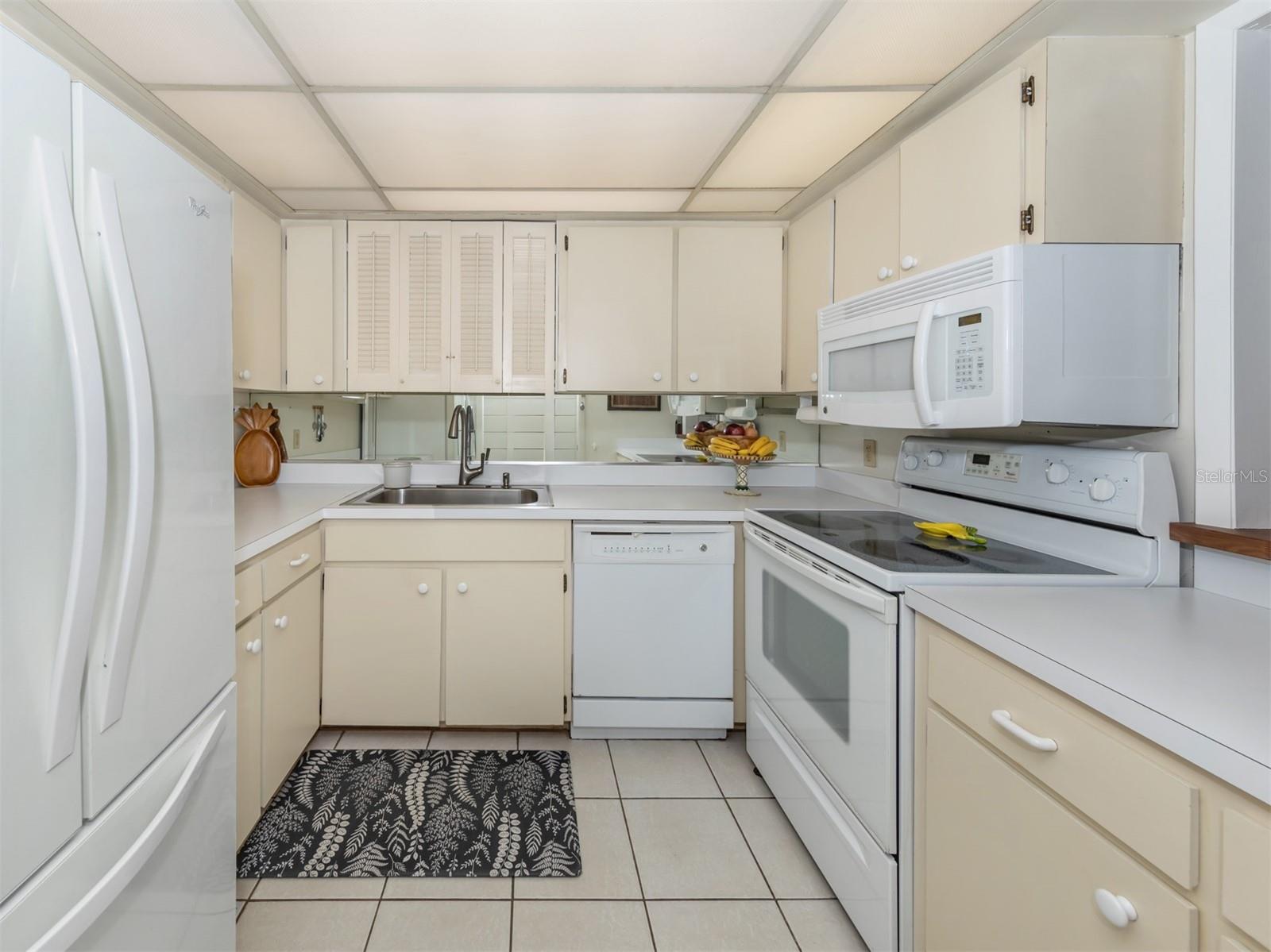 907A GIBBS RD #7, #7