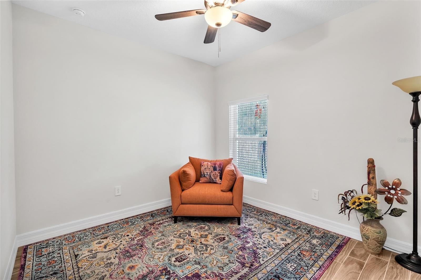2120 LAUGHLIN RD