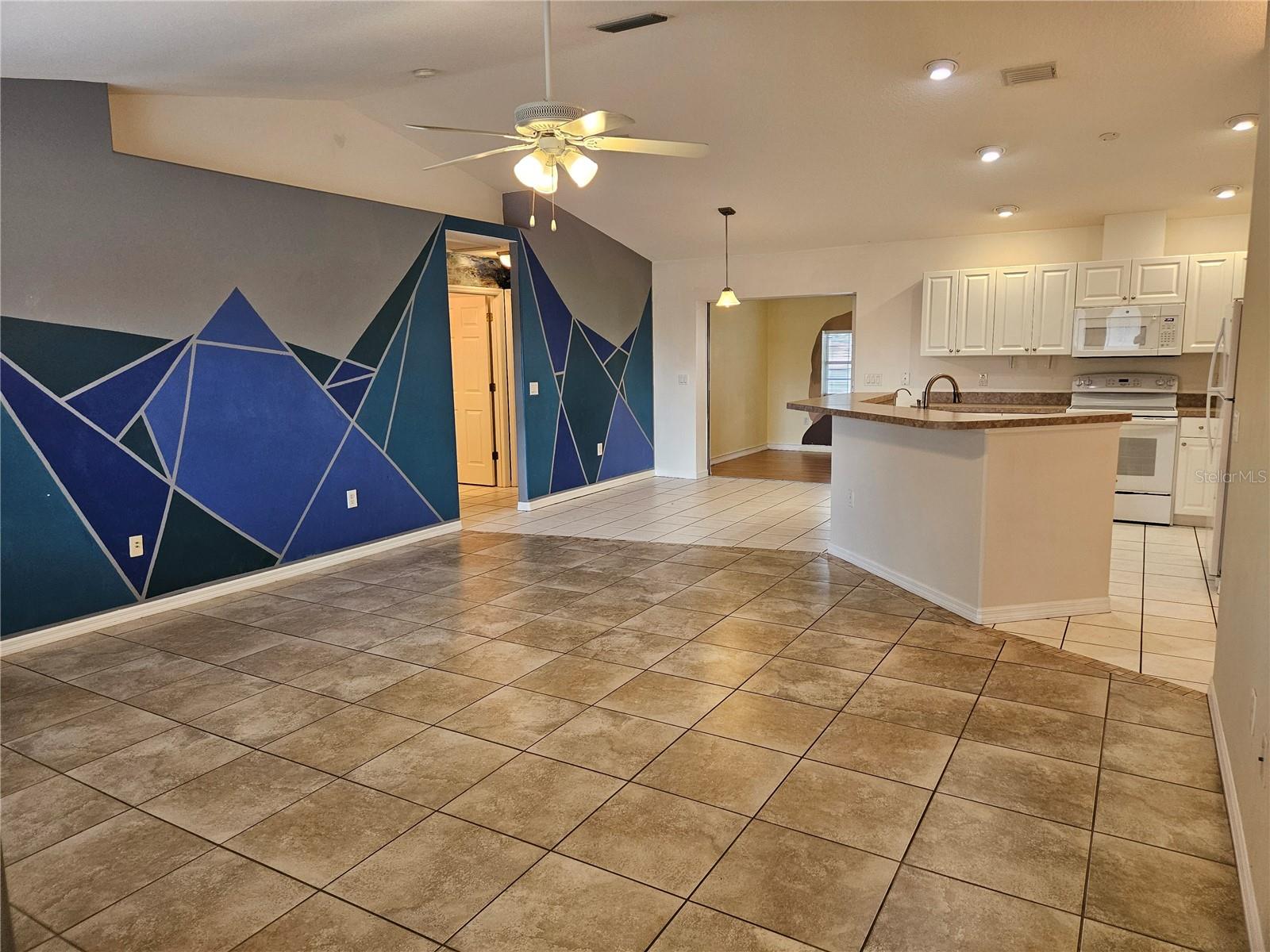 230 UNICORN RD