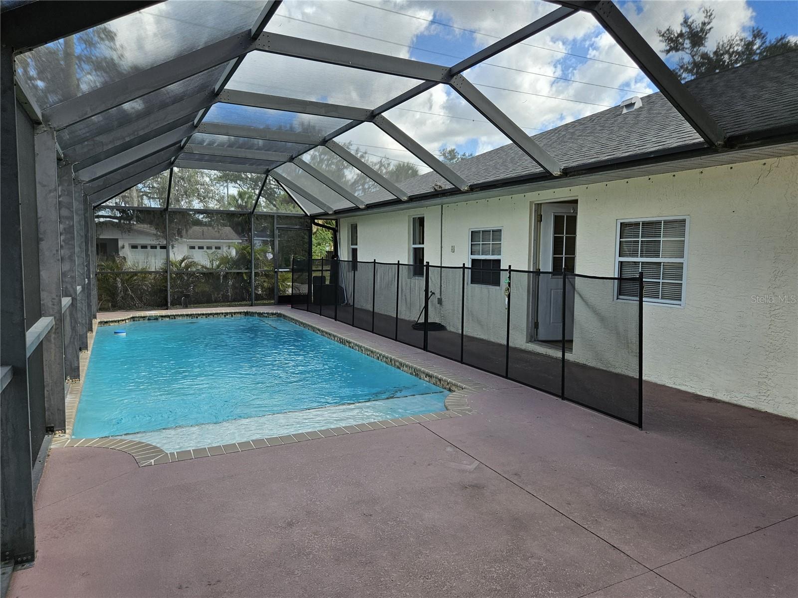 230 UNICORN RD