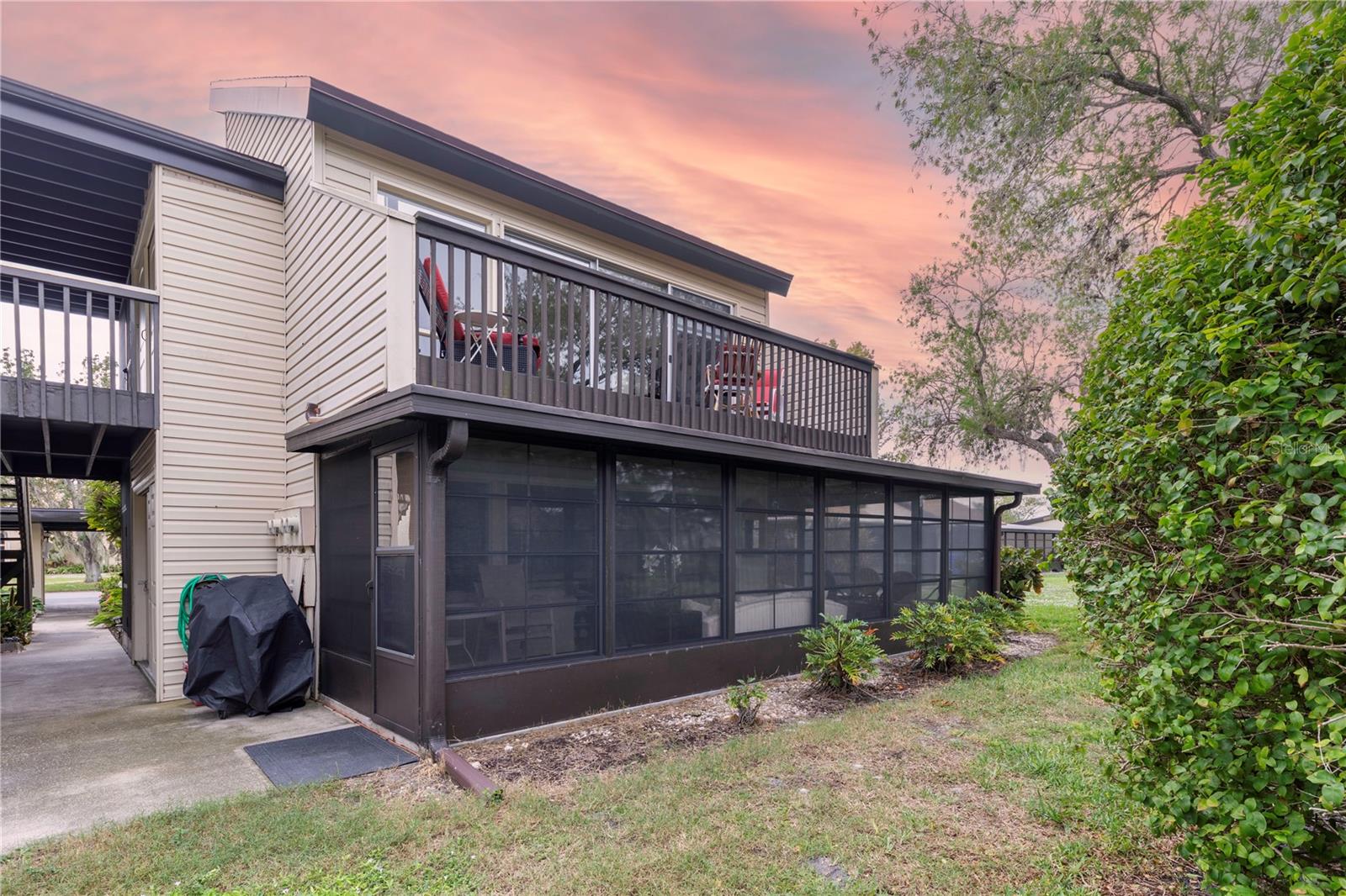 620 WHITE PINE TREE RD #8, #8