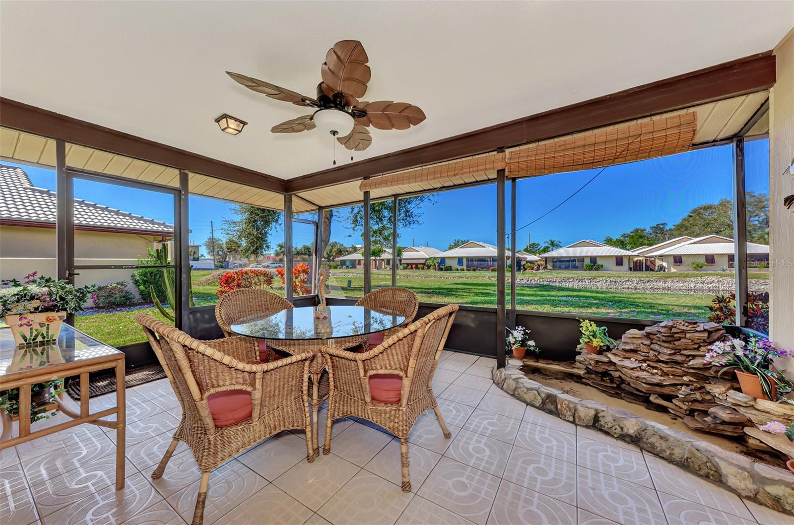 45 SANDSTONE CIR