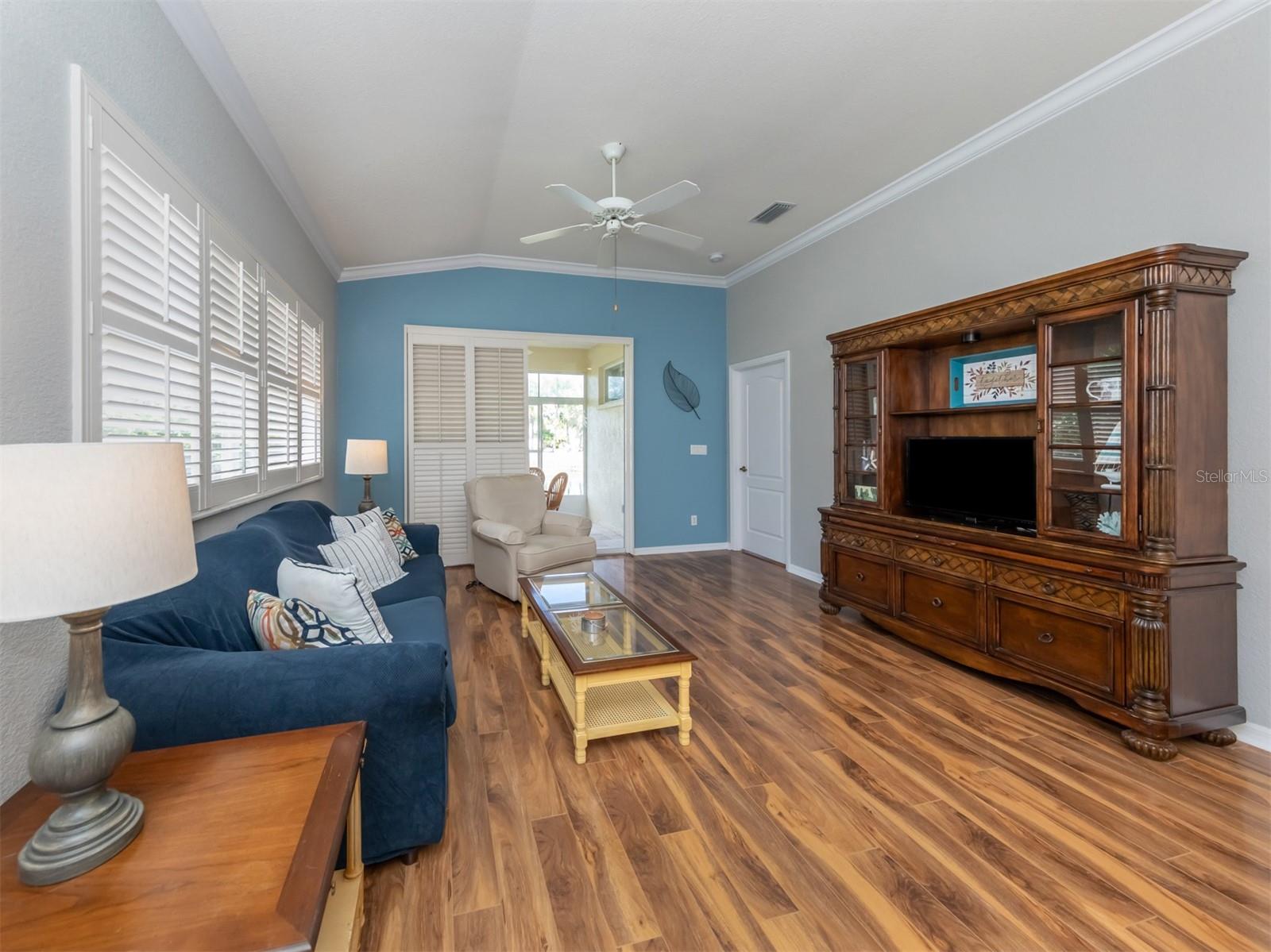 234 VISTA DEL LAGO WAY