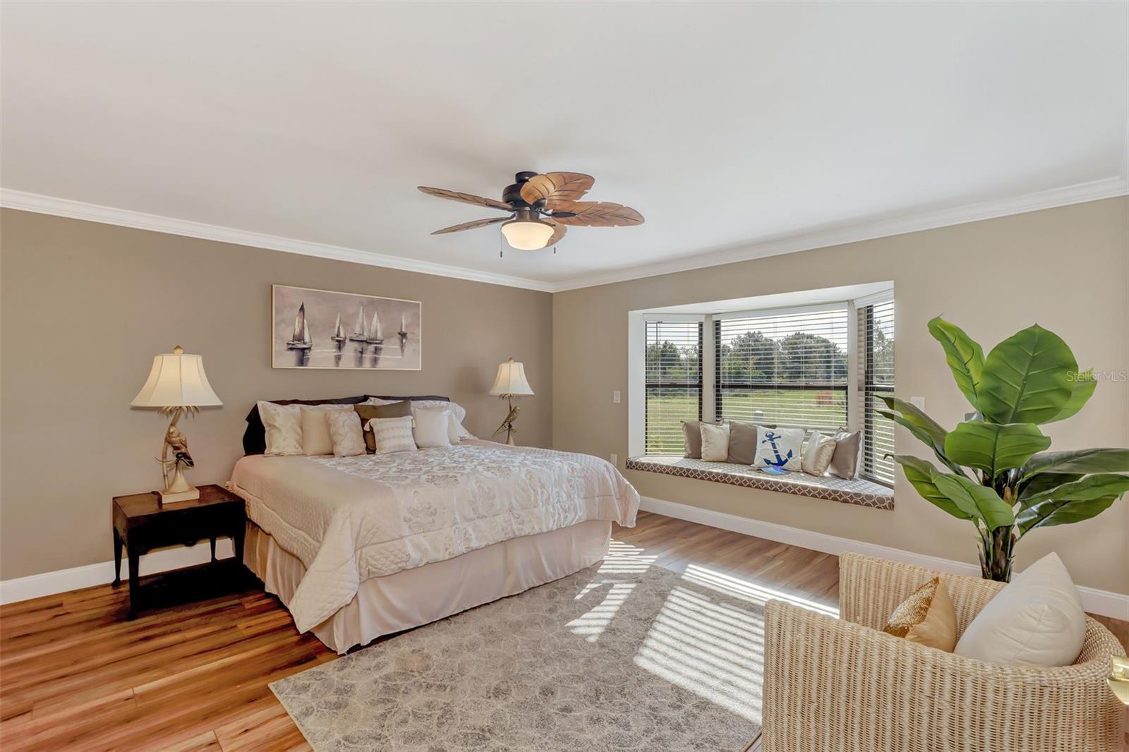 3225 MEADOW RUN DR
