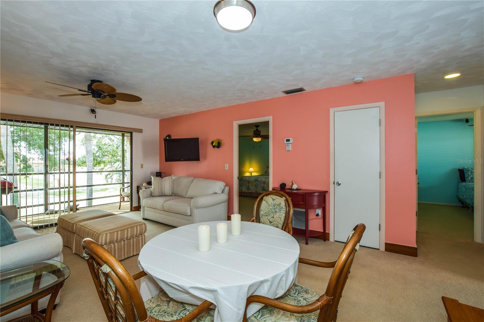 431 AIRPORT AVE E #207, #207