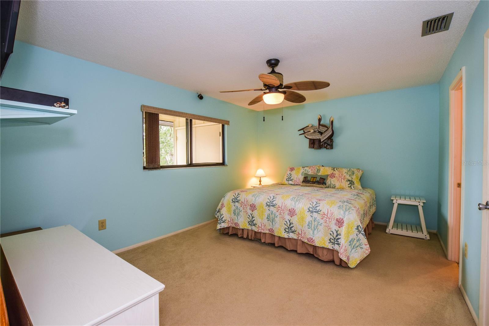 431 AIRPORT AVE E #207, #207
