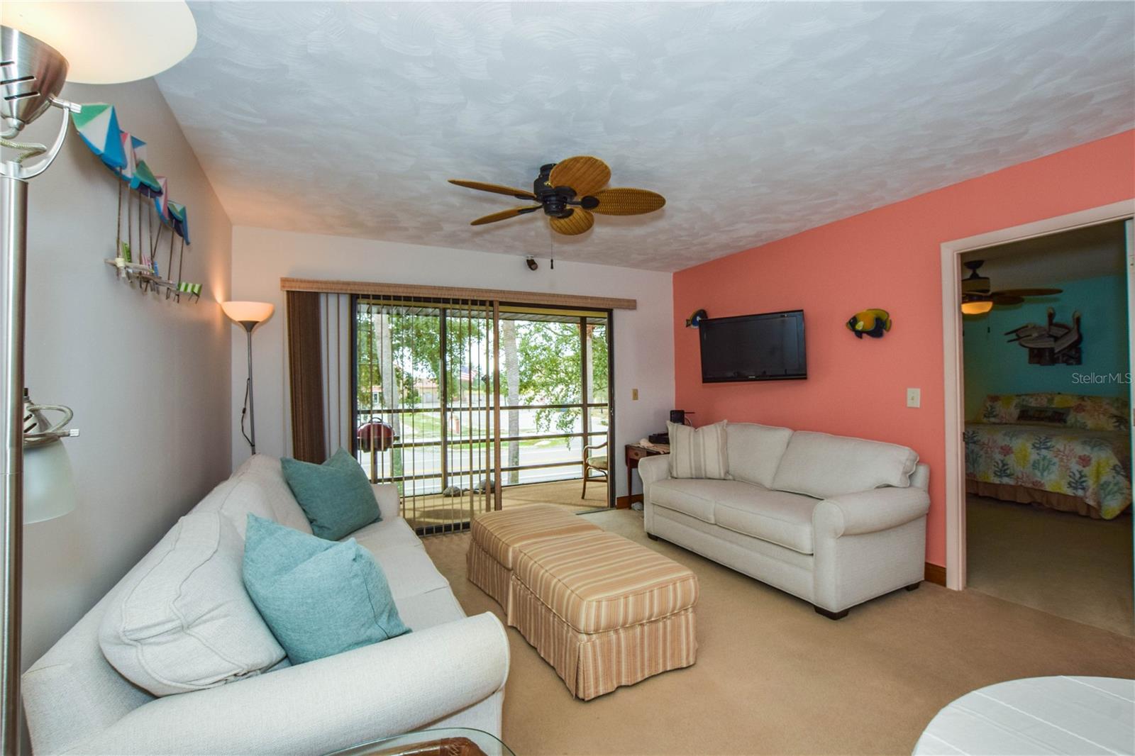 431 AIRPORT AVE E #207, #207