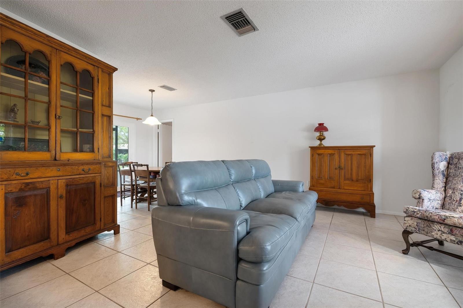 964 RYAN CT