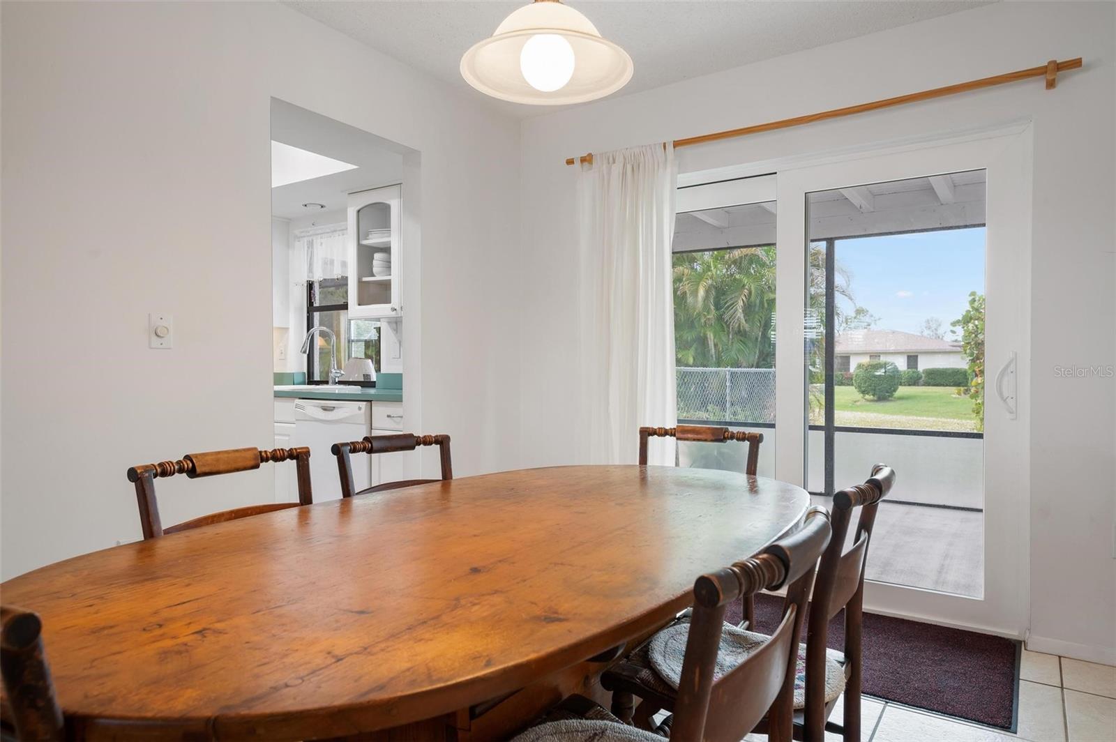 964 RYAN CT