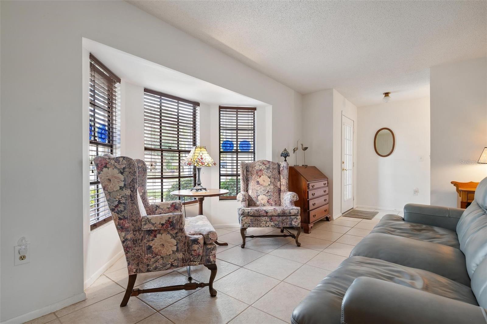 964 RYAN CT