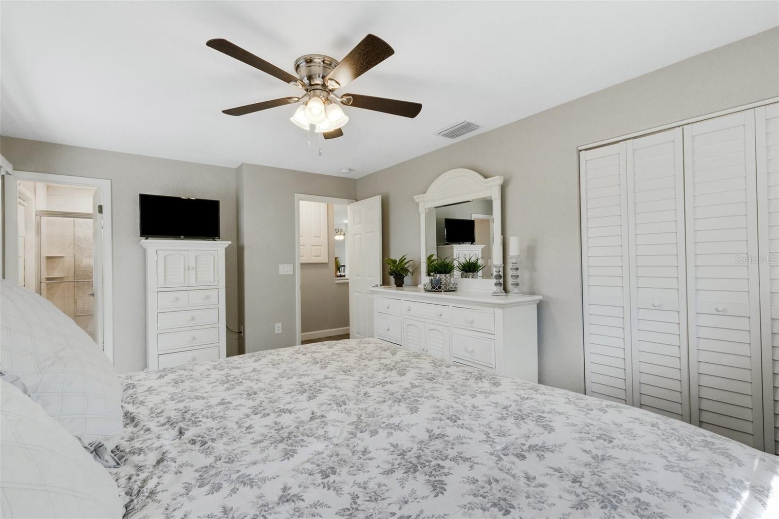 4910 LEMON BAY DR