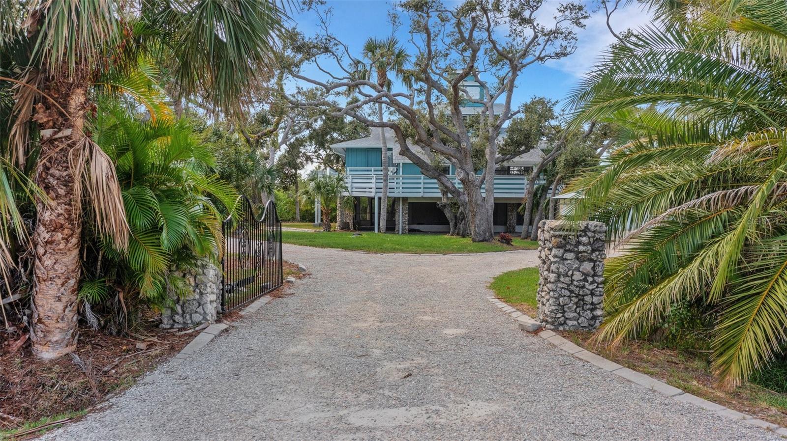 4910 LEMON BAY DR