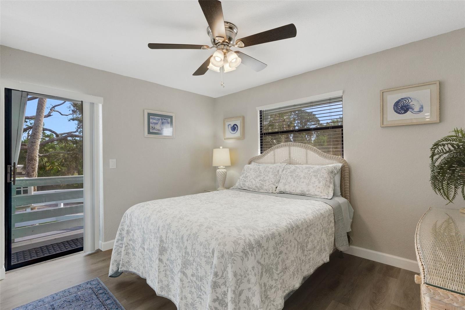 4910 LEMON BAY DR