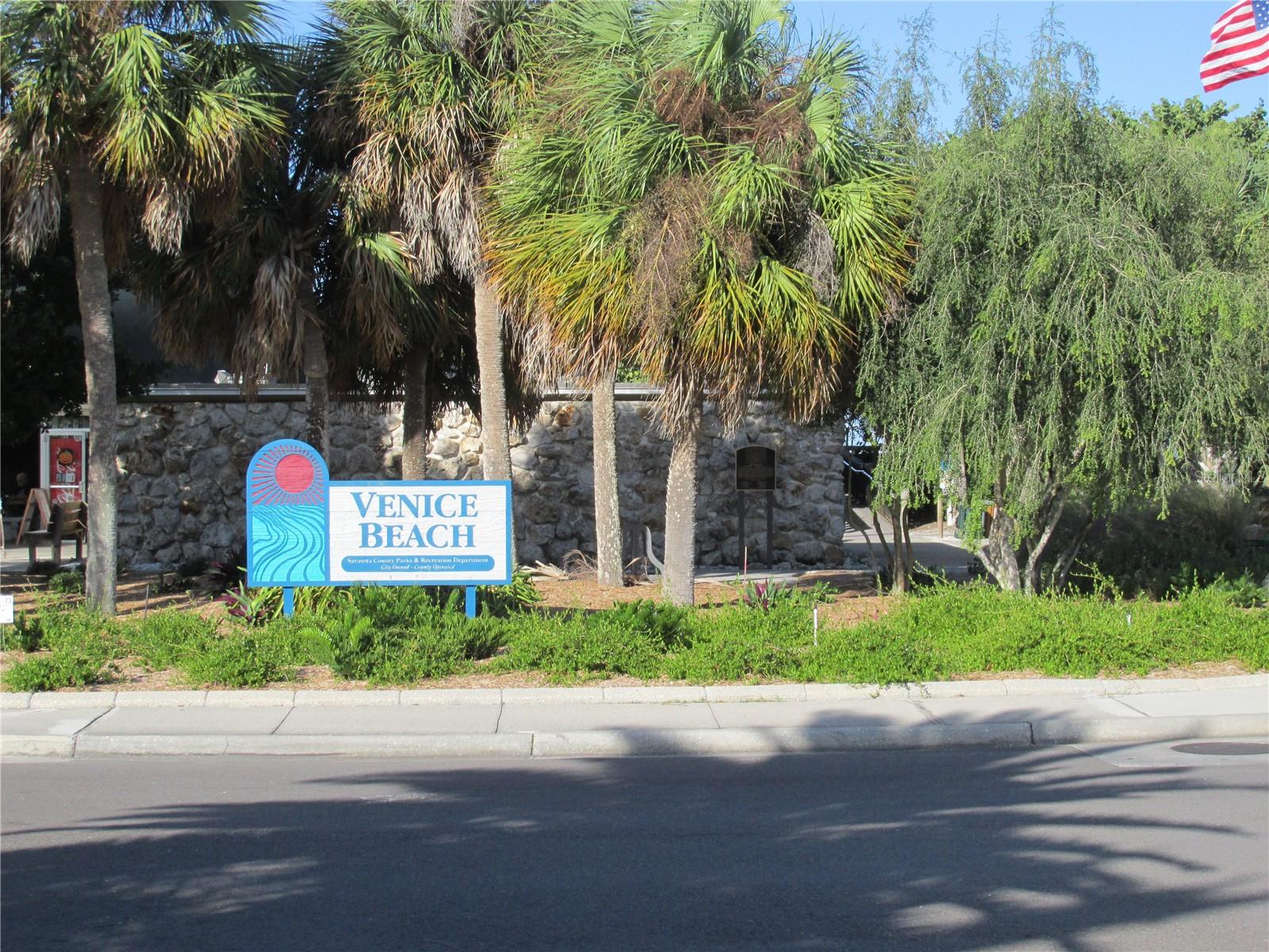 646 BIRD BAY DR E #207, #207
