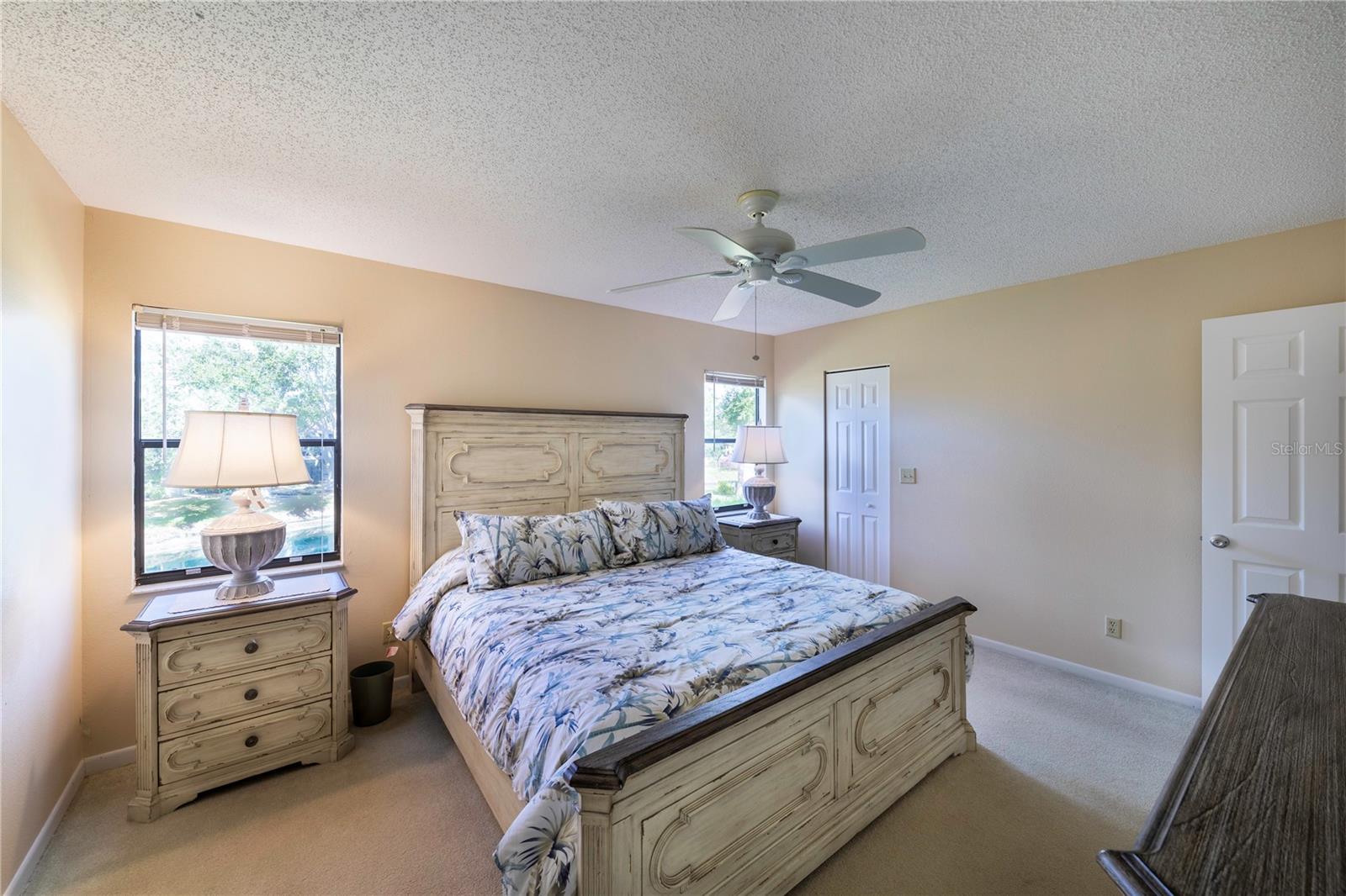 646 BIRD BAY DR E #207, #207