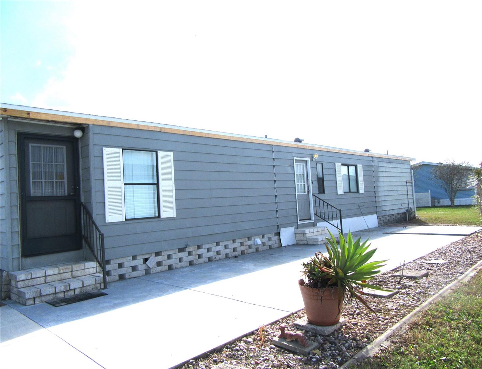 337 OUTRIGGER PL