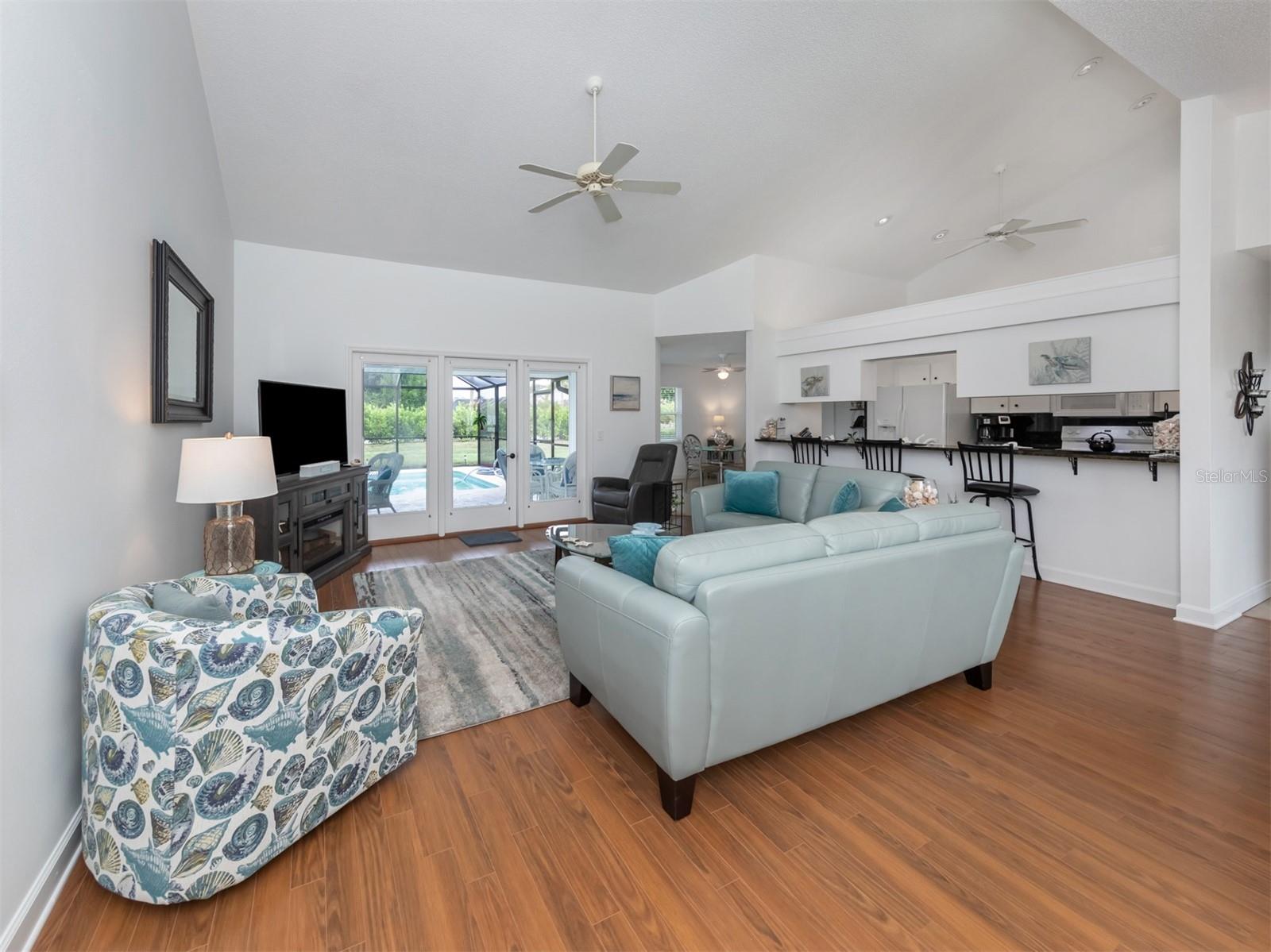 336 EDEN DR