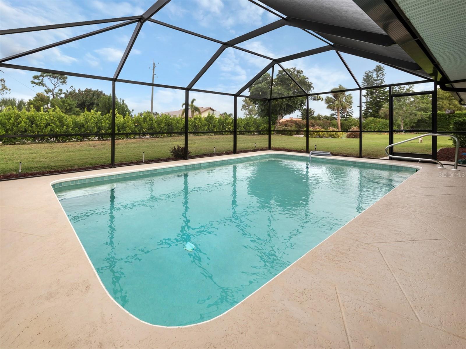 336 EDEN DR