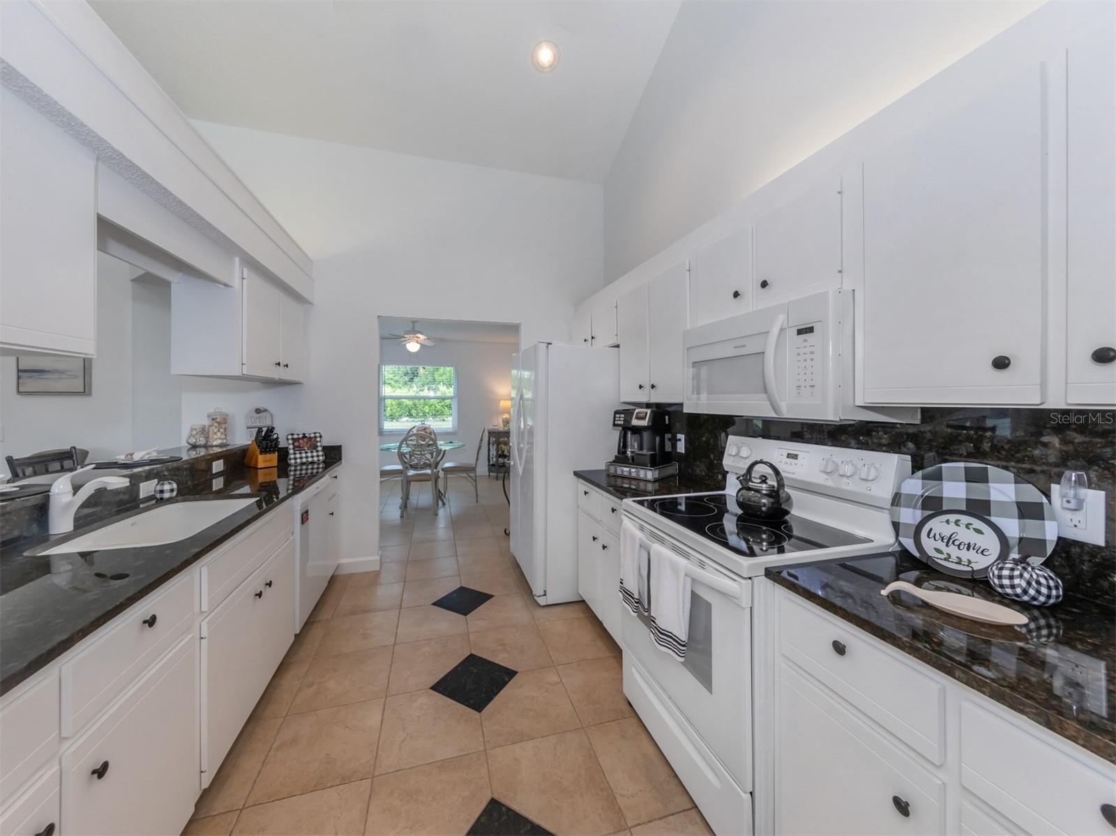 336 EDEN DR