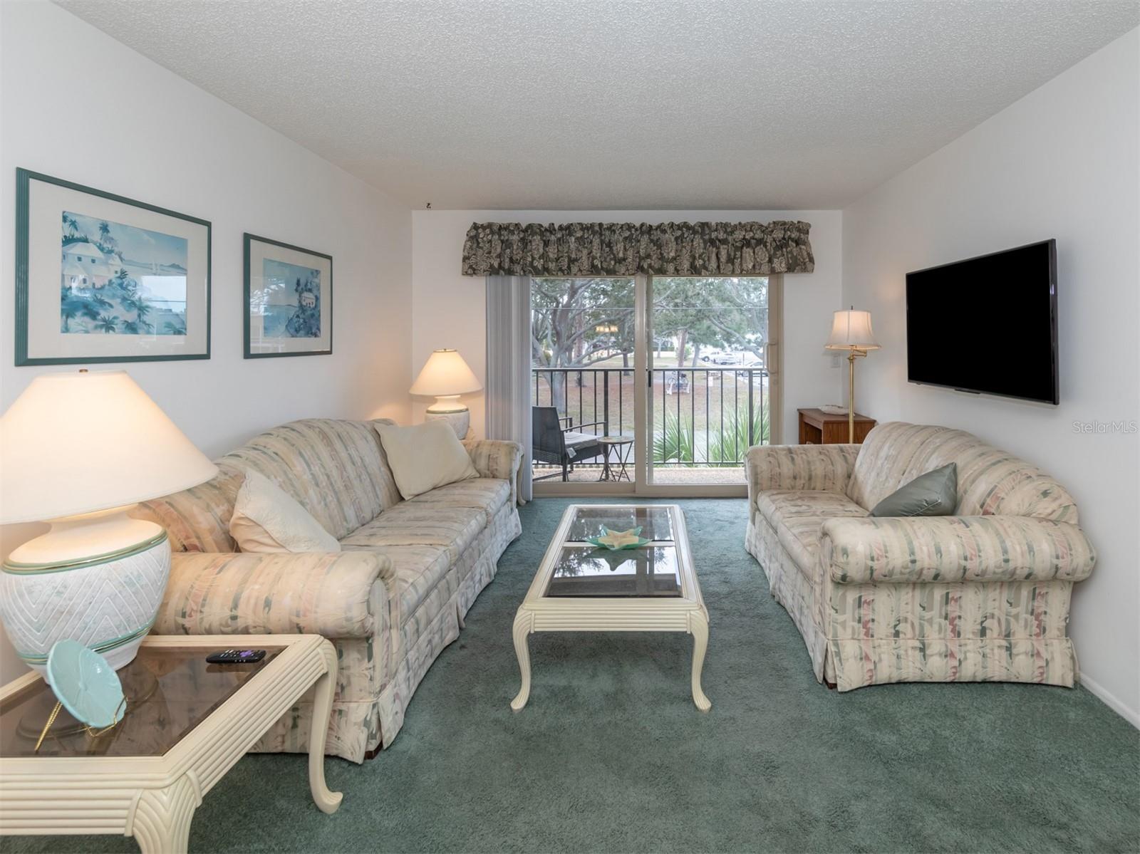 533 PARKDALE MEWS #533, #533